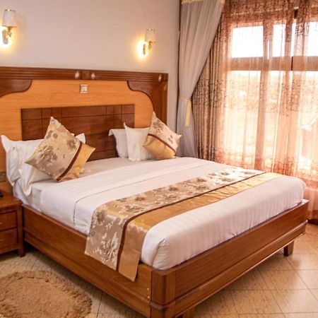 Grand Winston Hotel Nakuru Luaran gambar