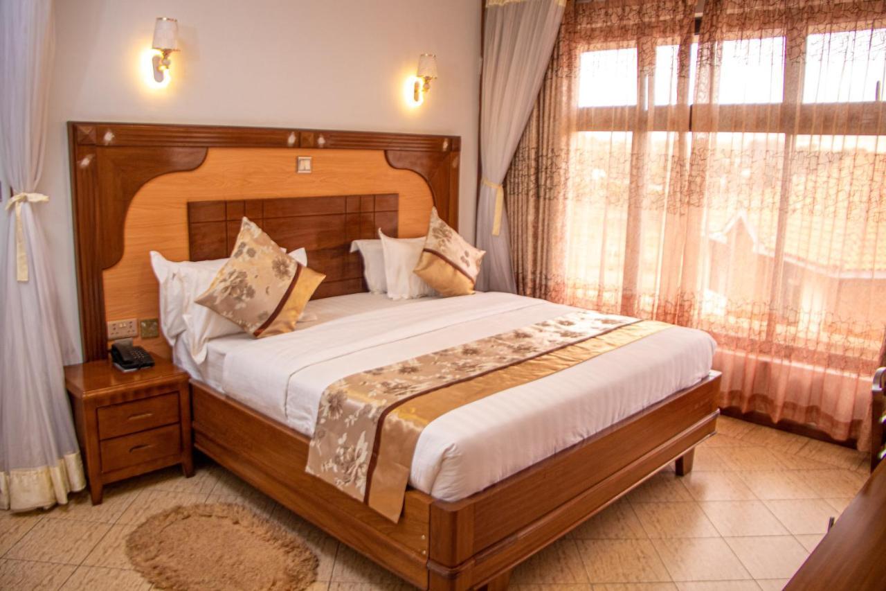 Grand Winston Hotel Nakuru Luaran gambar